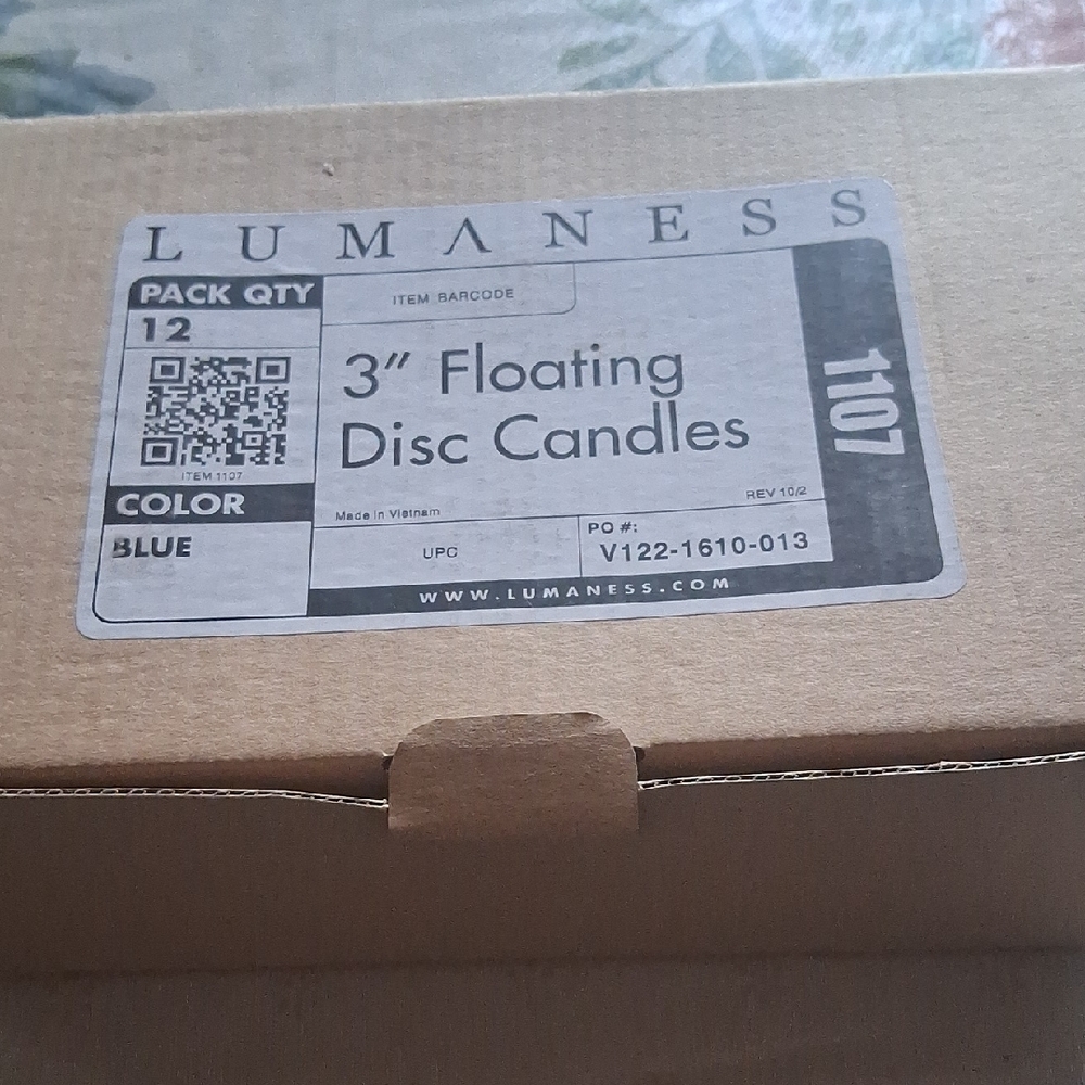 Luminess Blue Floating Disc Candles